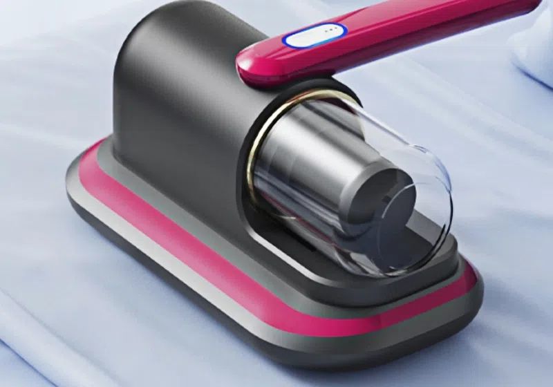Household mite remover and vacuum cleaner