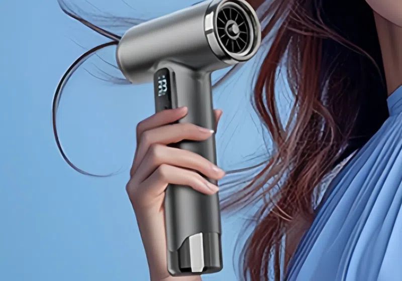 Portable negative ion high-speed hair dryer