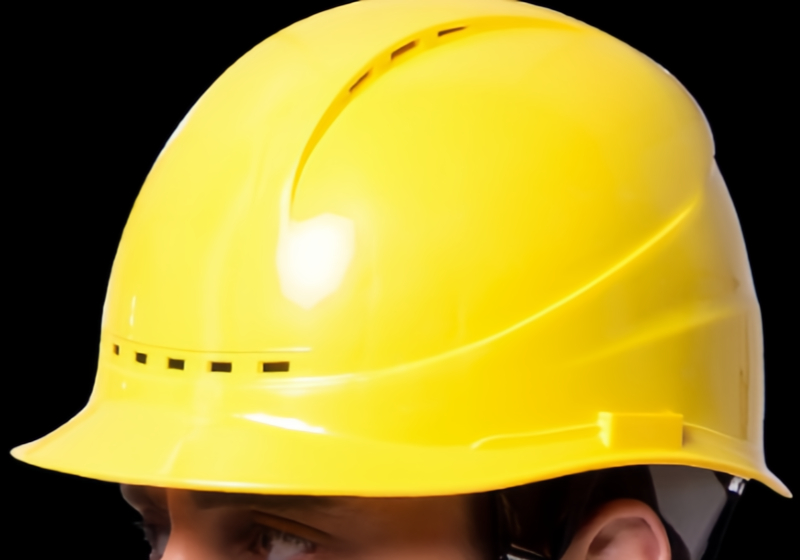 Fiberglass anti smashing helmet