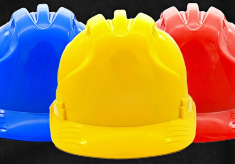 Fiberglass anti smashing helmet