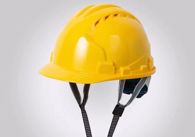 Breathable safety helmet